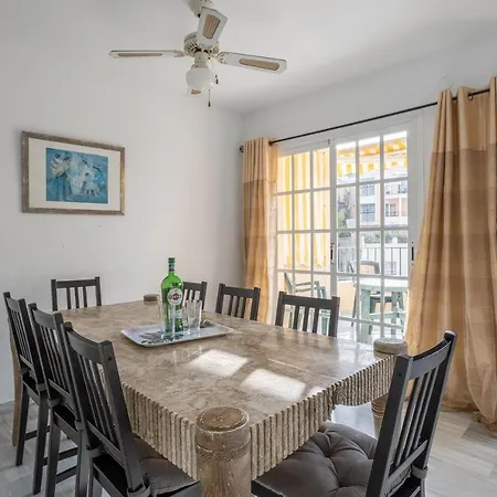 Holiday home Flores 5 - Large Townhouse