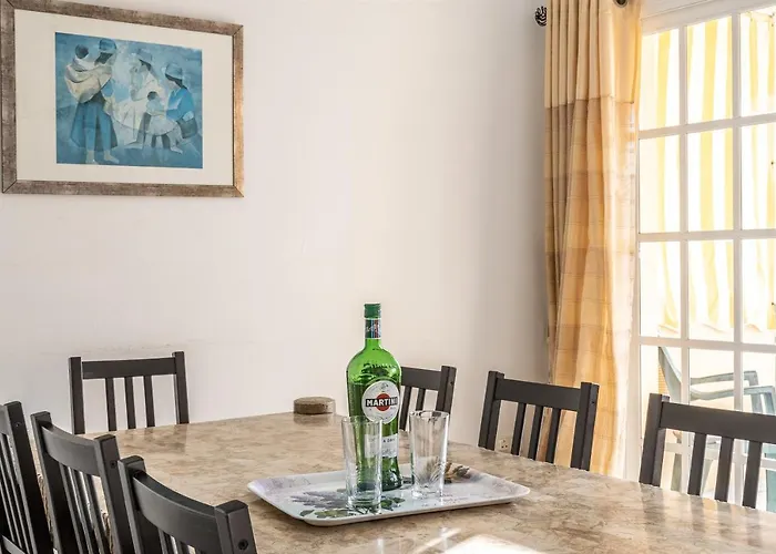 Flores 5 - Large Townhouse 度假居 *