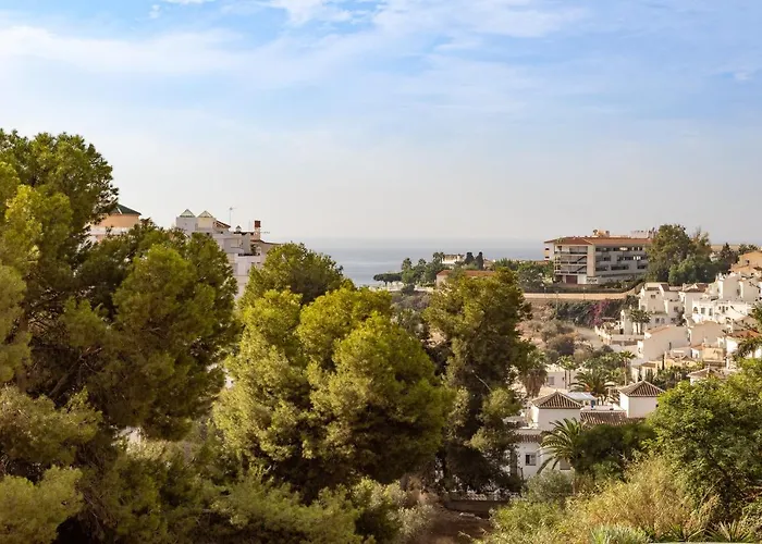 Flores 5 - Large Townhouse