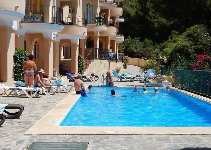 Holiday home Flores 5 - Large Townhouse *