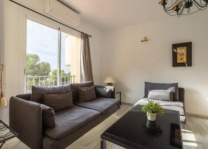 Flores 5 - Large Townhouse