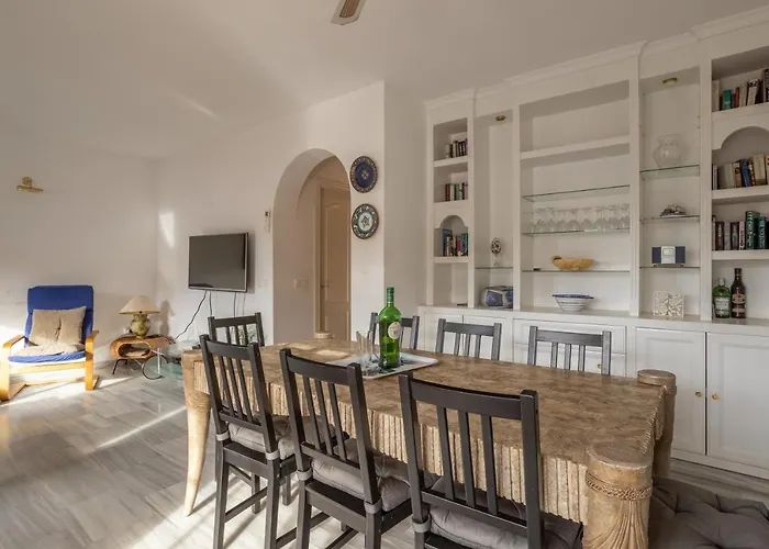 Holiday home Flores 5 - Large Townhouse